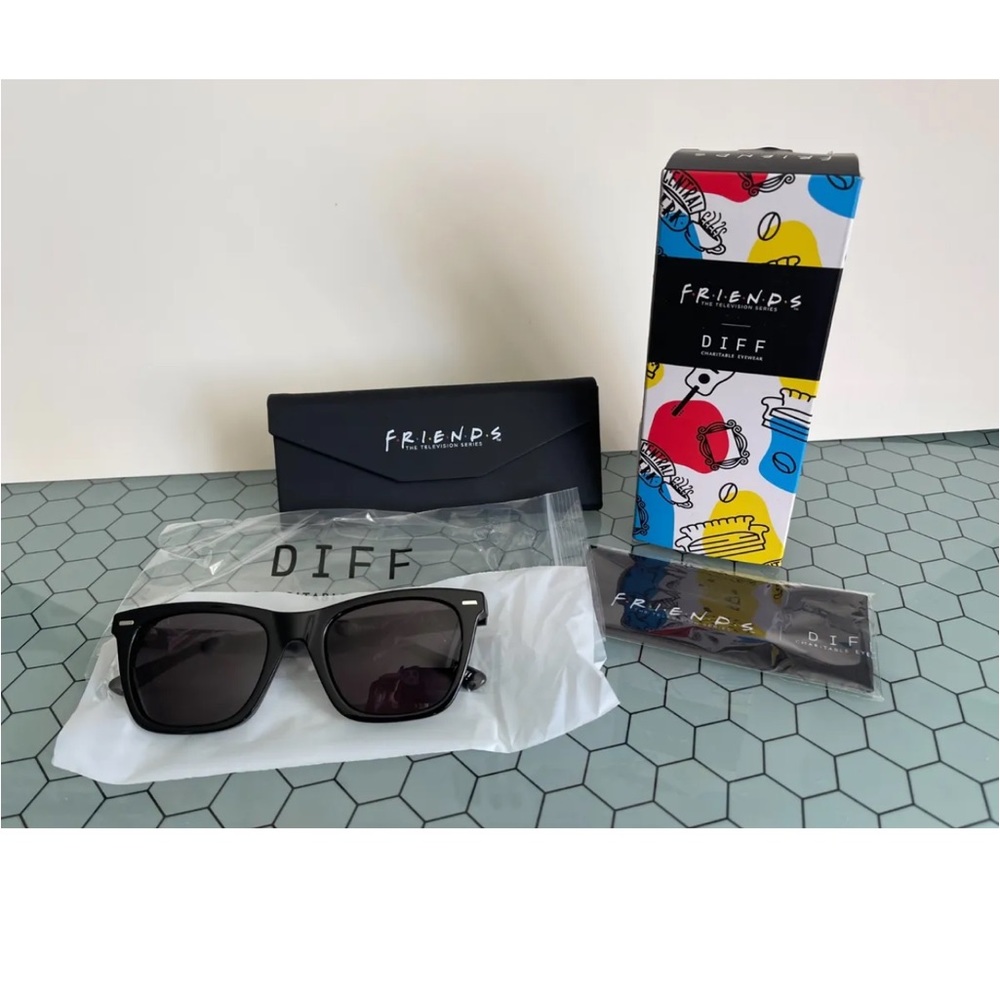 COPY - Diff eyewear X Friends Ross glasses